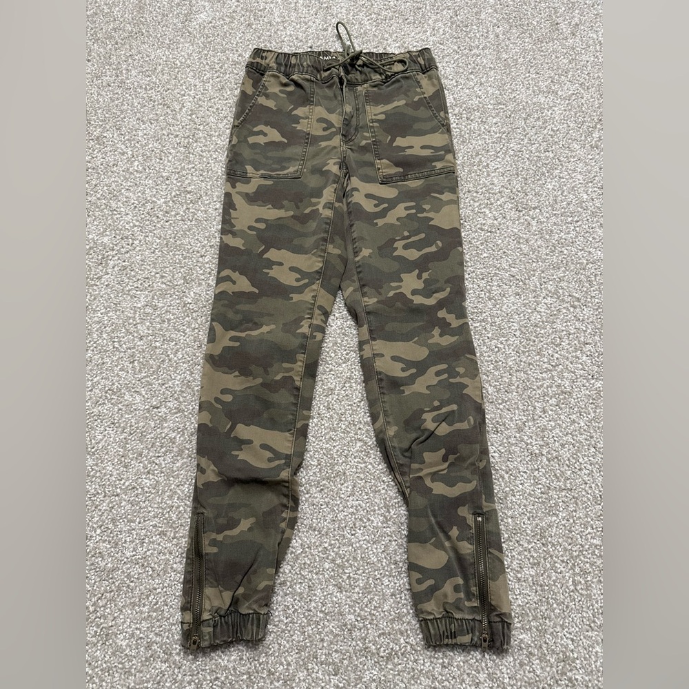 American Eagle Next Level Stretch Camo Utility Joggers